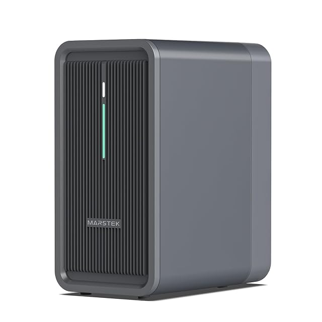 Marstek B2500 balcony solar battery with its connection ports